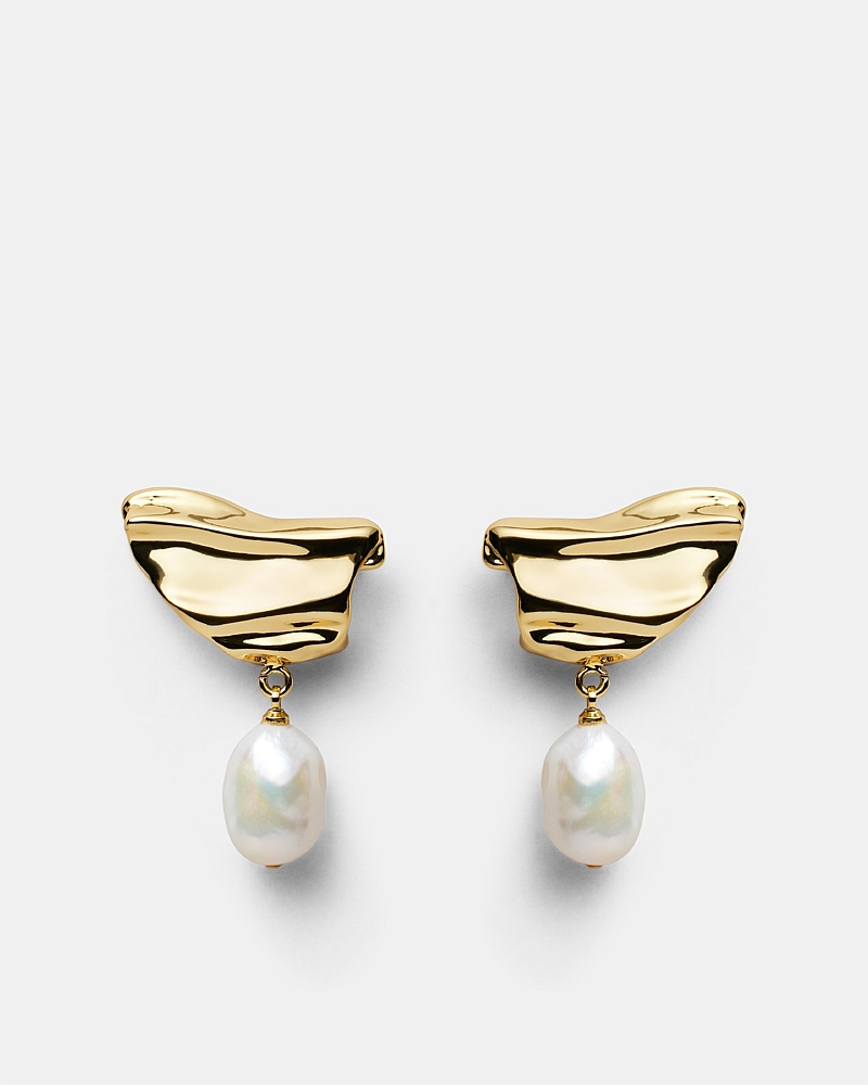 Curtain Call Pearl Earrings