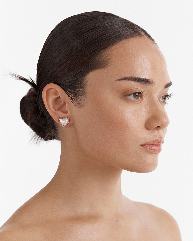 Delightful Stud Earrings