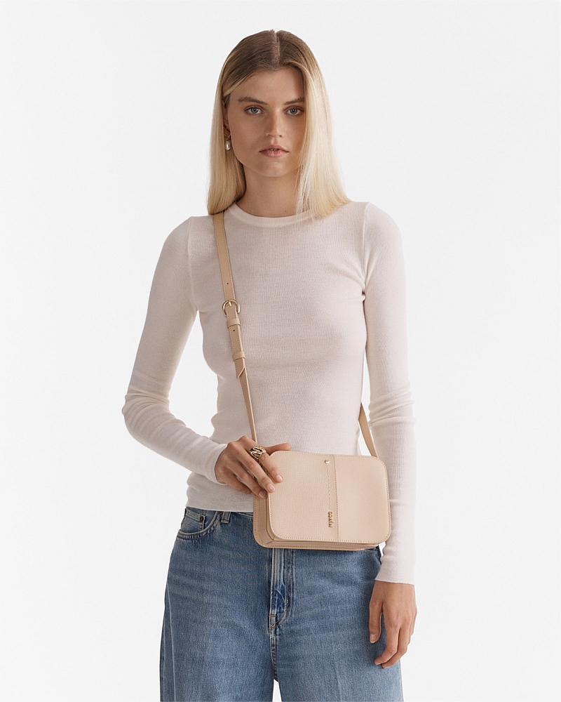 Metro Crossbody Bag