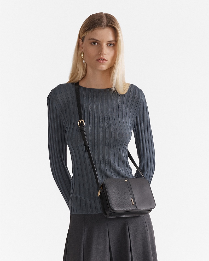 Metro Crossbody Bag