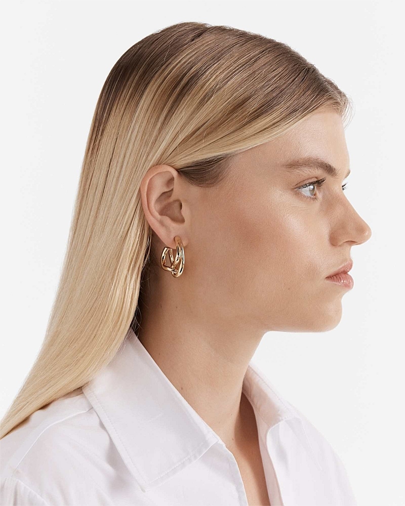 Mila Hoop Earrings