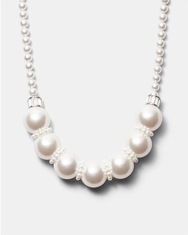 Releve Pearl Necklace