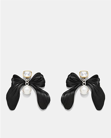 Pirouette Pearl Earrings