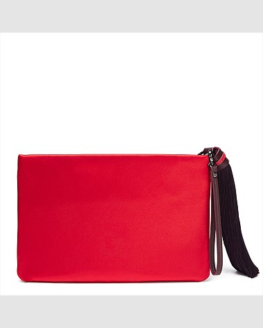 Delineate Clutch