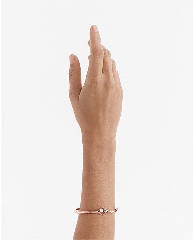 Cadence Pearl Bangle