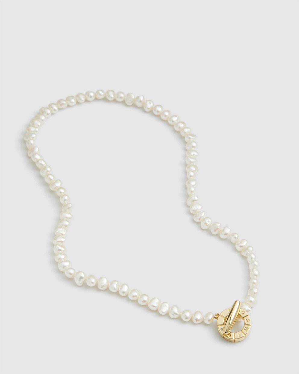 Splice Pearl Necklace