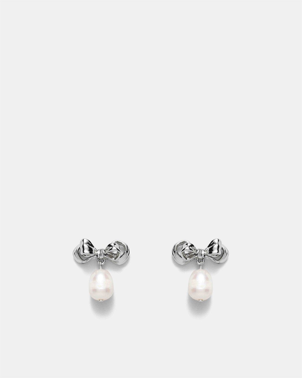 Darcys Bow Pearl Earrings