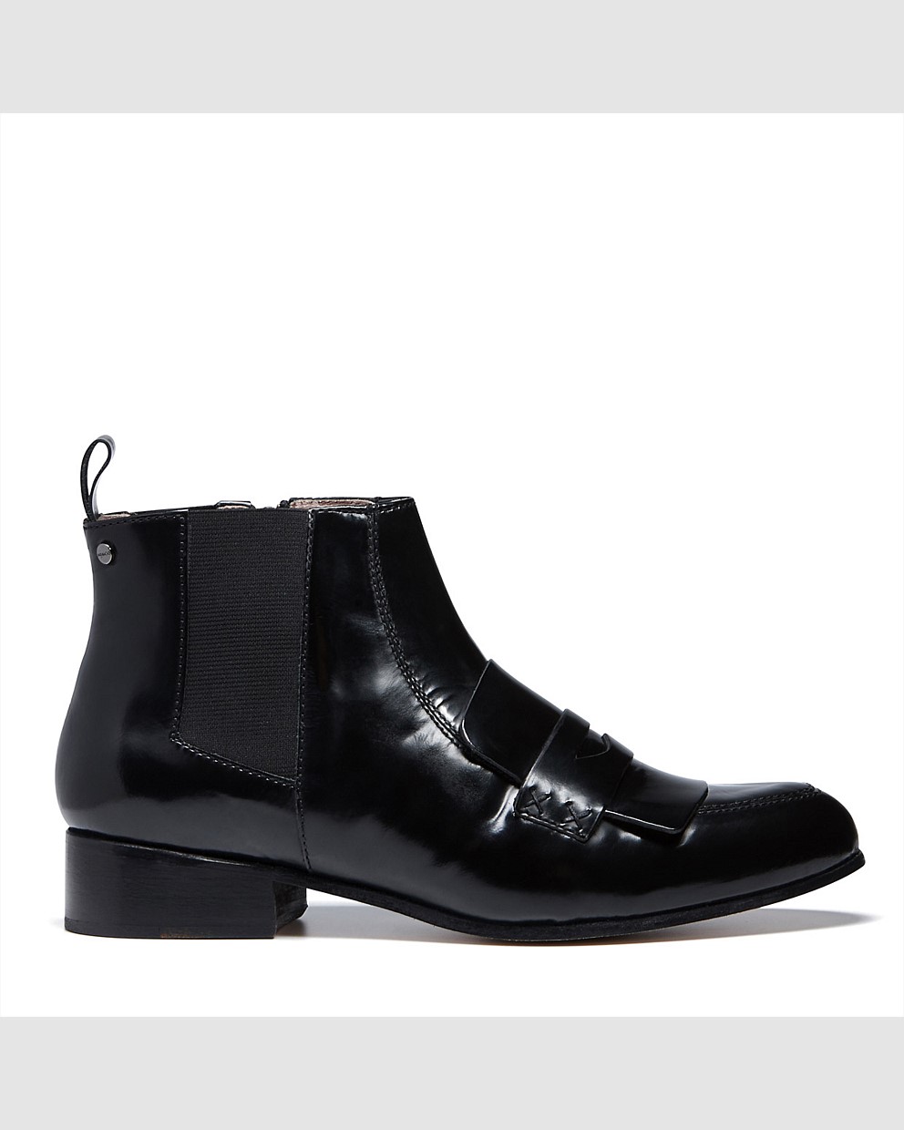 SHE'S A MOD BOOT