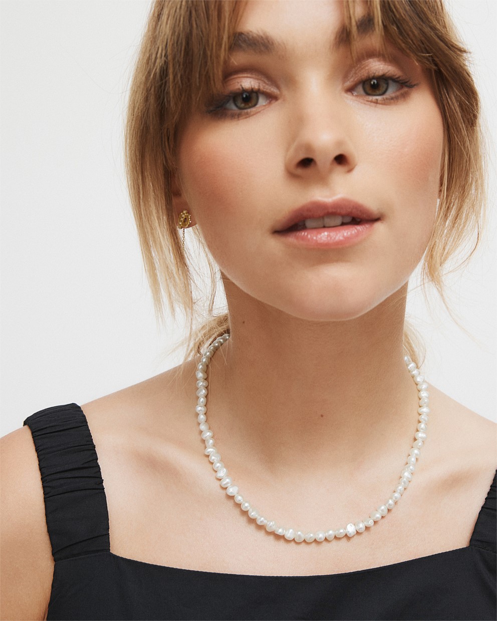 Splice Pearl Necklace