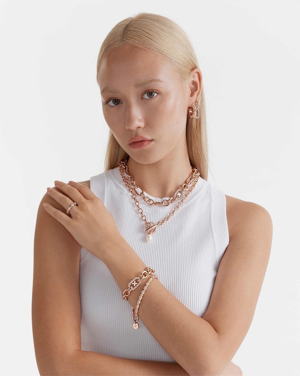 Everly Hinge Bangle
