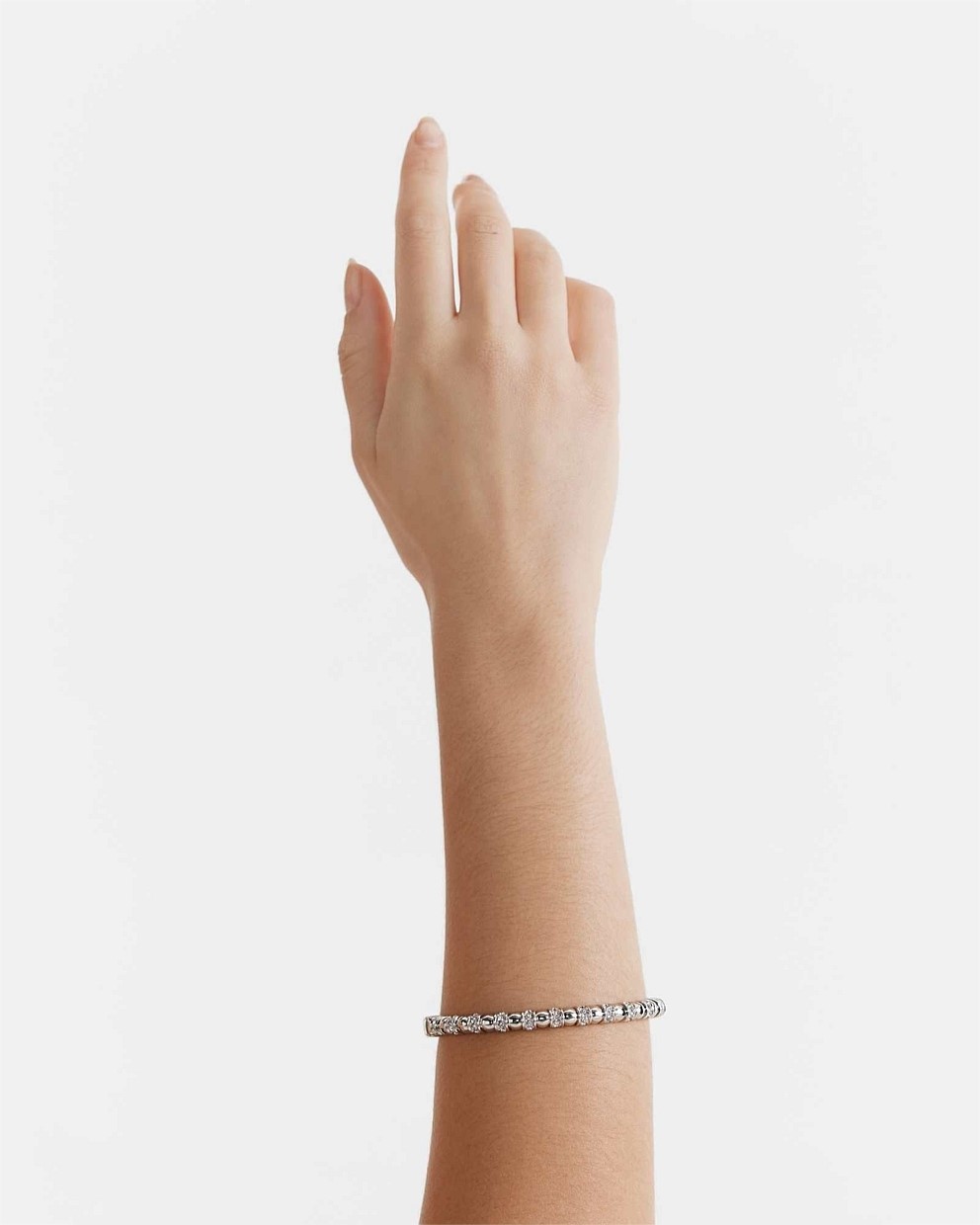 Everly Hinge Bangle