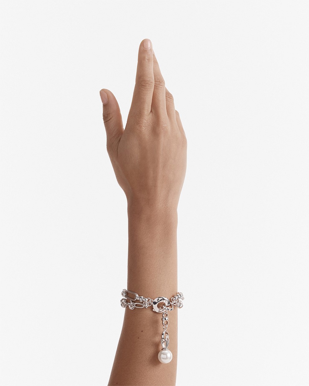 Outro Pearl Bracelet