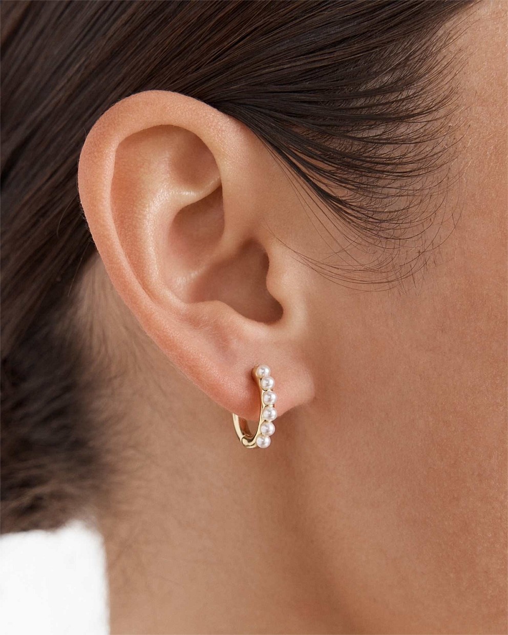 En Pointe Hoop Earrings