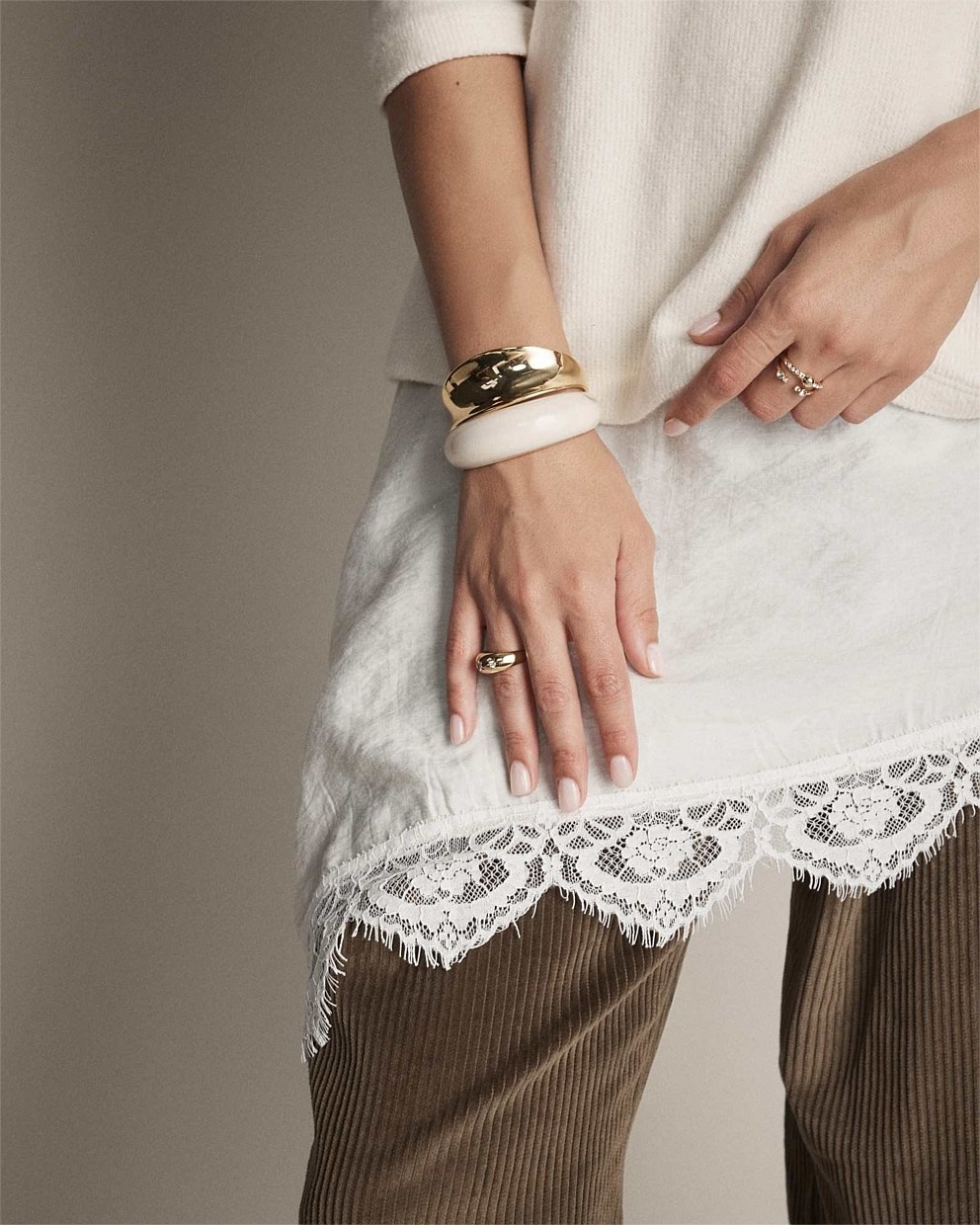 Illucesco Cuff Bracelet