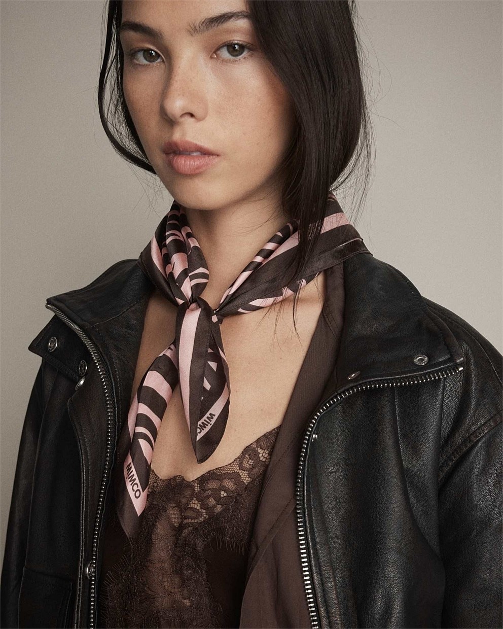 Zeleie Square Scarf