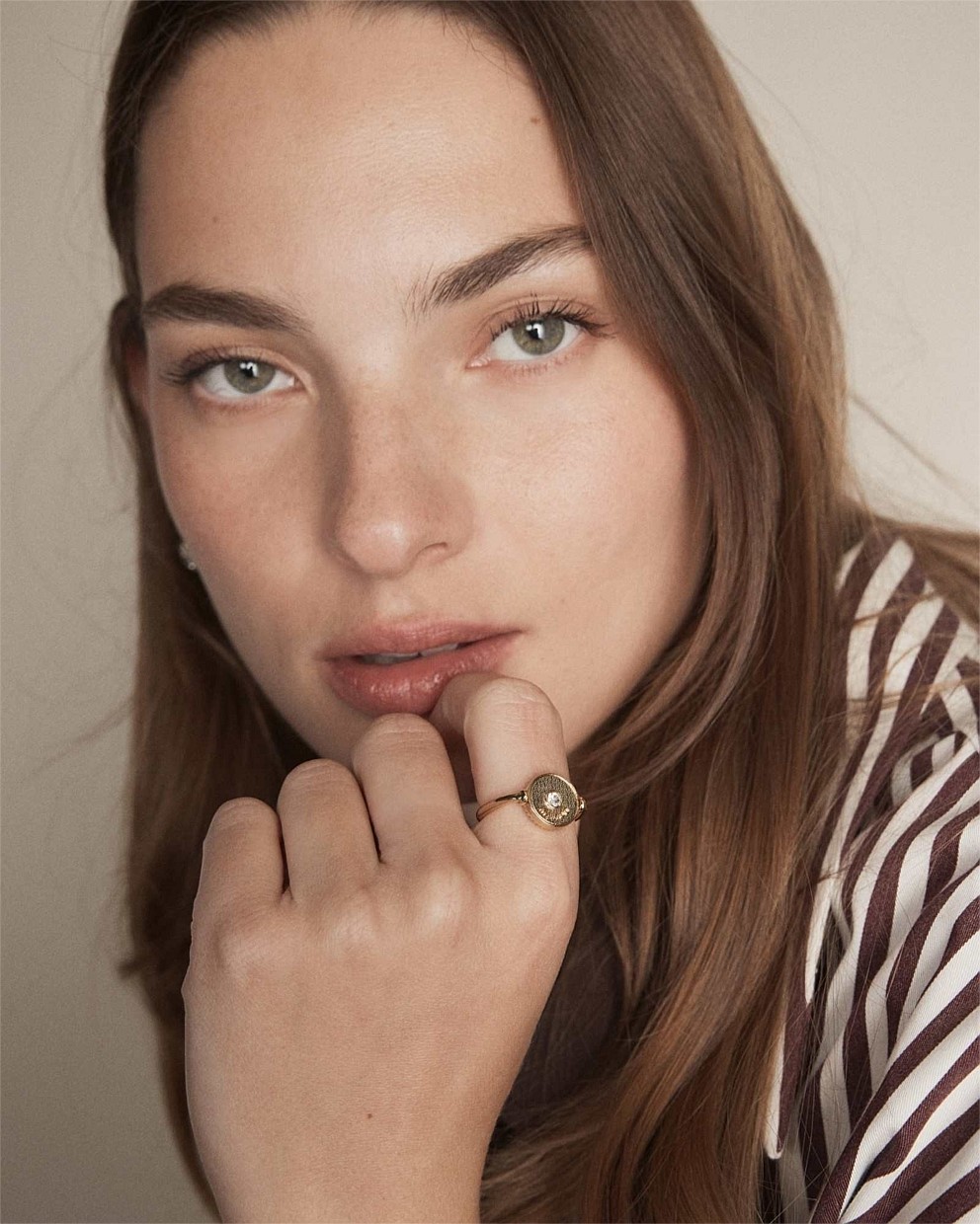Amulet Flip Ring