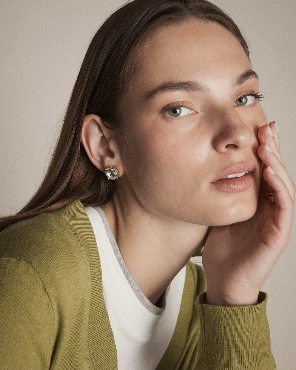 Glowy Crystal Stud Earrings